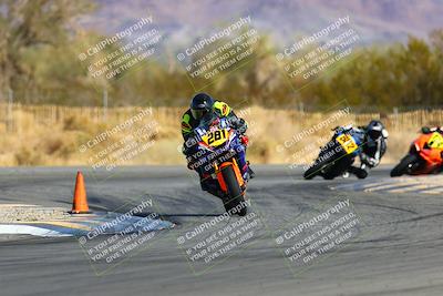 media/Jan-16-2022-CVMA (Sun) [[7f3d92989d]]/Race 3 Amateur Supersport Middleweight/